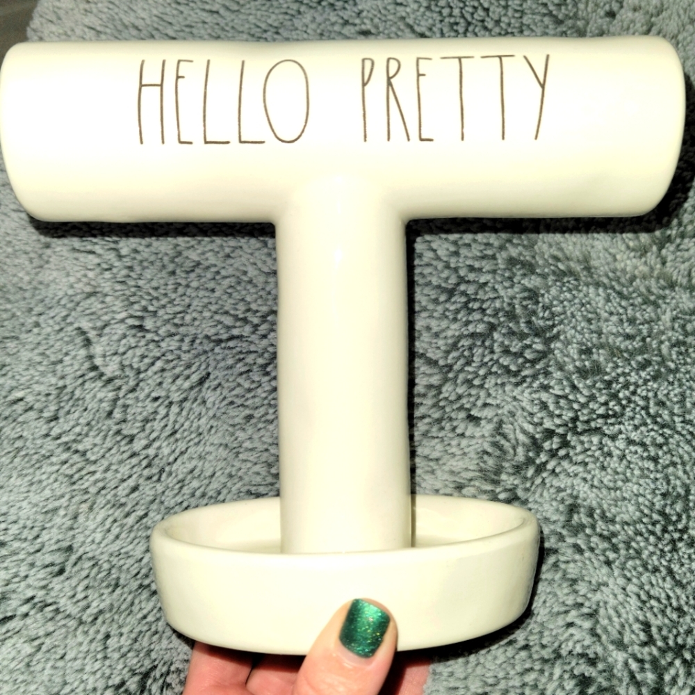 Rae Dunn "Hello Pretty" Necklace Holder